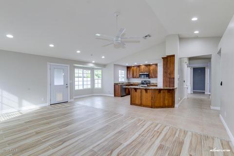 2302 E Leonora St, Mesa, AZ 85213 photo 4