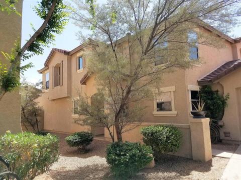 2729 S Southwind Dr, Gilbert, AZ 85295 photo 2