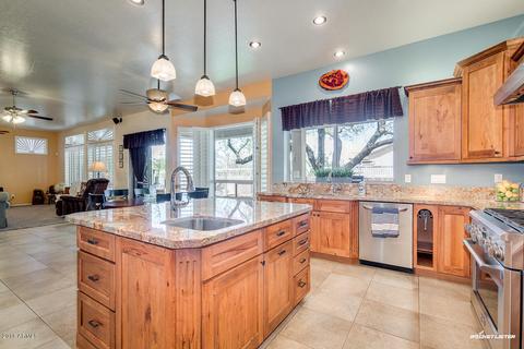 7748 E Sugarloaf Cir, Mesa, AZ 85207 photo 17