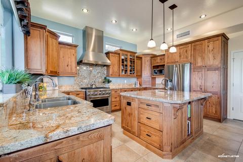 7748 E Sugarloaf Cir, Mesa, AZ 85207 photo 1