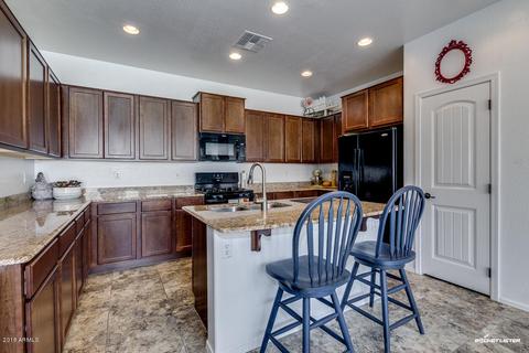 4637 E Maplewood St, Gilbert, AZ 85297 photo 5