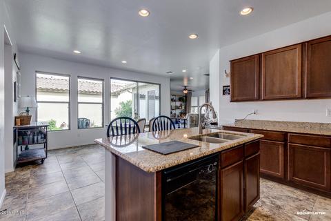 4637 E Maplewood St, Gilbert, AZ 85297 photo 6