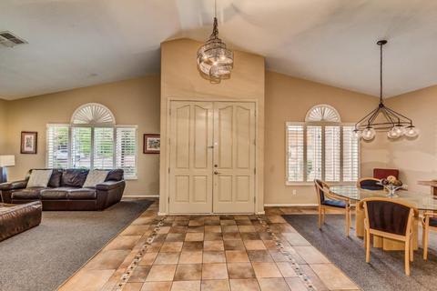 4634 E Gelding Dr, Phoenix, AZ 85032 photo 6