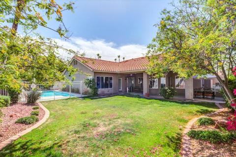 4634 E Gelding Dr, Phoenix, AZ 85032 photo 2