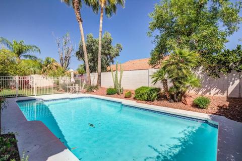 4634 E Gelding Dr, Phoenix, AZ 85032 photo 3