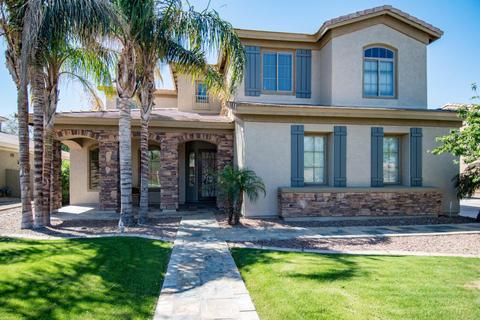 1233 E Canary Dr, Gilbert, AZ 85297 photo 1