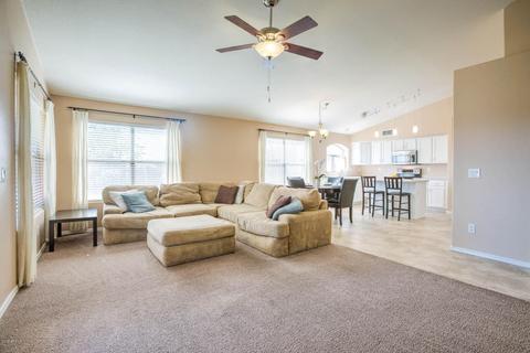 2201 S Peppertree Ct, Gilbert, AZ 85295 photo 12