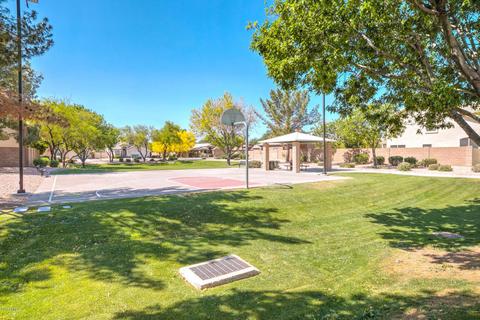 2201 S Peppertree Ct, Gilbert, AZ 85295 photo 37
