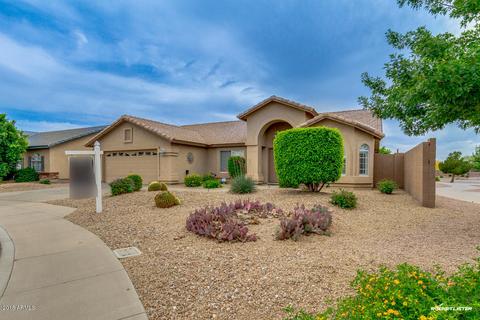 10403 E Capri Ave, Mesa, AZ 85208 photo 2