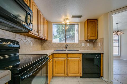 522 E Utopia Rd, Phoenix, AZ 85024 photo 2