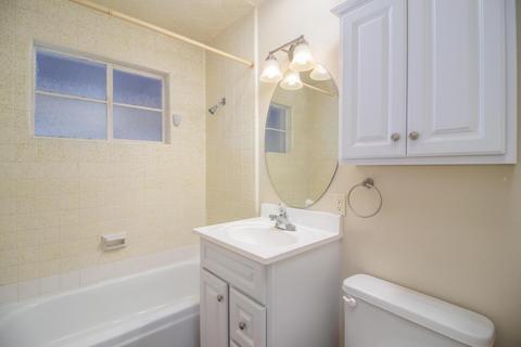 9040 N 2nd Dr, Phoenix, AZ 85021 photo 10