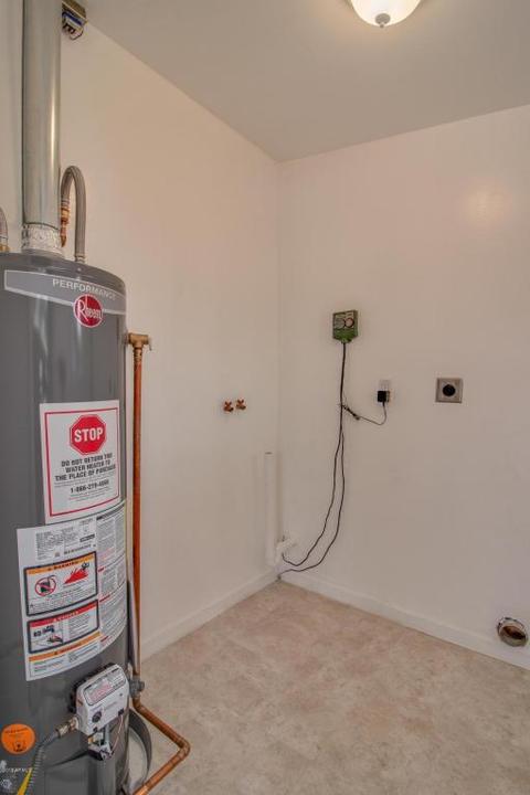 9040 N 2nd Dr, Phoenix, AZ 85021 photo 18