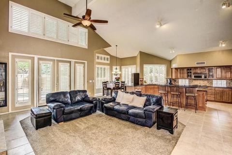 412 E Amber Ridge Way, Phoenix, AZ 85048 photo 10
