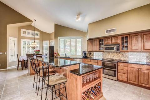 412 E Amber Ridge Way, Phoenix, AZ 85048 photo 6