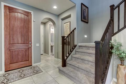 3610 E Half Hitch Pl, Phoenix, AZ 85050 photo 2