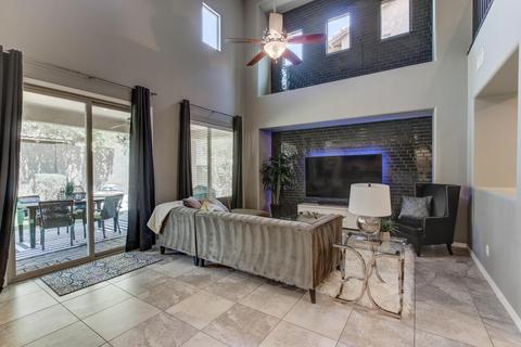 3610 E Half Hitch Pl, Phoenix, AZ 85050 photo 11