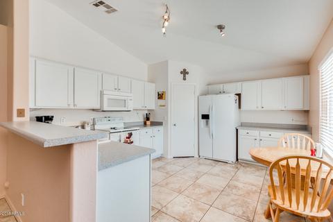 2855 E Tulsa St, Gilbert, AZ 85295 photo 8