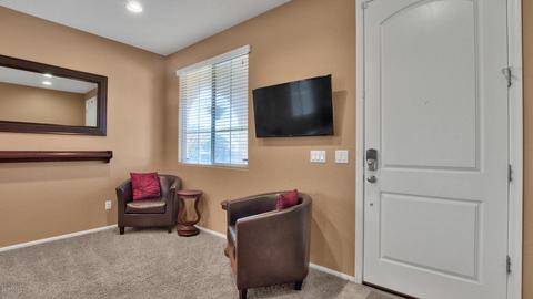 924 E Zesta Ln, Gilbert, AZ 85297 photo 5