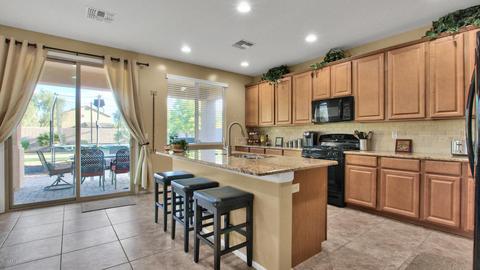 924 E Zesta Ln, Gilbert, AZ 85297 photo 11