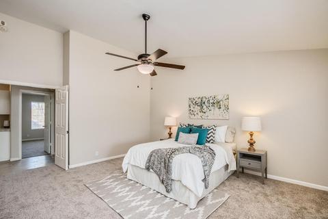 515 E Blue Eagle Ln, Phoenix, AZ 85086 photo 12