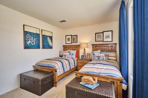 1745 E Grenadine Rd, Phoenix, AZ 85040 photo 6