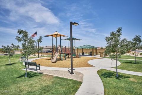 1745 E Grenadine Rd, Phoenix, AZ 85040 photo 13