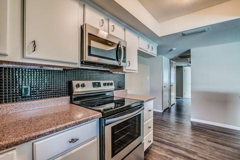 5117 E Half Moon Dr, Phoenix, AZ 85044 photo 7