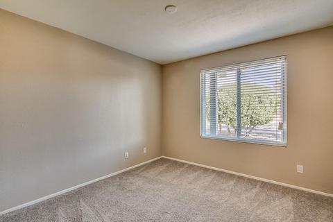 5117 E Half Moon Dr, Phoenix, AZ 85044 photo 11