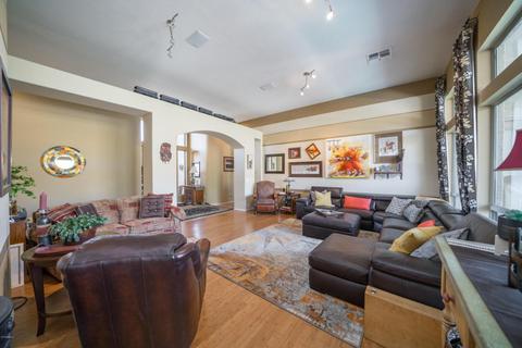 7528 E Torrey Point Cir, Mesa, AZ 85207 photo 11