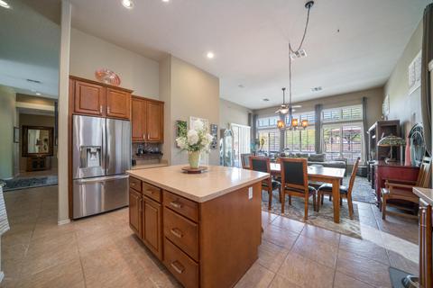 7528 E Torrey Point Cir, Mesa, AZ 85207 photo 14