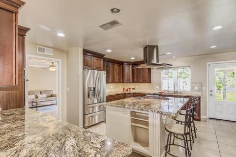 5042 E Cheery Lynn Rd, Phoenix, AZ 85018 photo 6