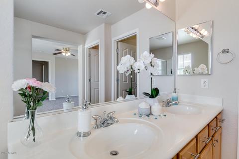 1768 S Falcon Dr, Gilbert, AZ 85295 photo 26