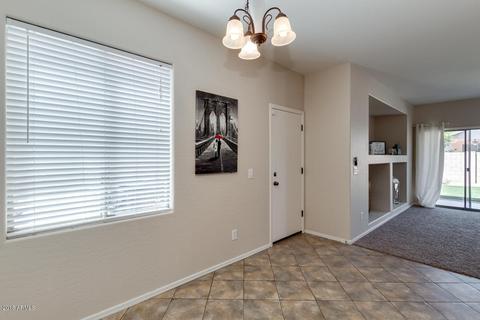 1768 S Falcon Dr, Gilbert, AZ 85295 photo 8