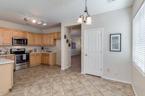 1768 S Falcon Dr, Gilbert, AZ 85295 photo 15