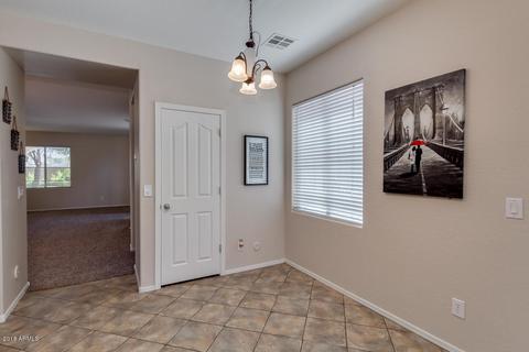 1768 S Falcon Dr, Gilbert, AZ 85295 photo 9