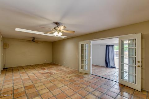 104 Ellis Dr, Tempe, AZ 85282 photo 5