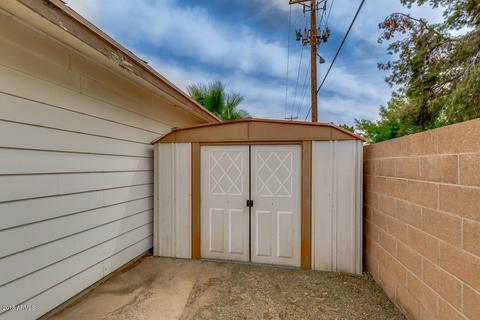 104 Ellis Dr, Tempe, AZ 85282 photo 32