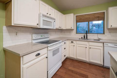 3327 E Chickadee Rd, Gilbert, AZ 85297 photo 13