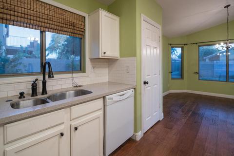 3327 E Chickadee Rd, Gilbert, AZ 85297 photo 14