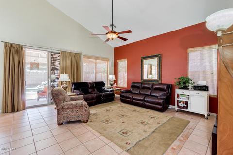 1679 E Hearne Way, Gilbert, AZ 85234 photo 12