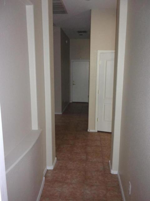 2014 N Milkweed Loop, Phoenix, AZ 85037 photo 12
