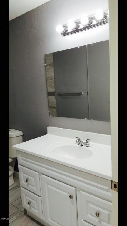 4542 E Lynne Ln, Phoenix, AZ 85042 photo 12