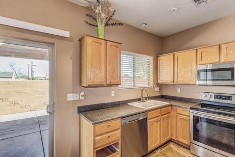 2824 W Tanner Ln, Phoenix, AZ 85017 photo 8