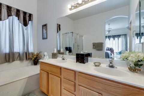 4523 E Strawberry Dr, Gilbert, AZ 85298 photo 17