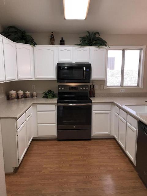 449 S Ash St, Gilbert, AZ 85233 photo 2