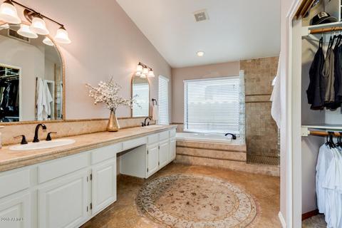 1050 W Iris Dr, Gilbert, AZ 85233 photo 24
