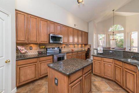16029 S 7th Dr, Phoenix, AZ 85045 photo 2