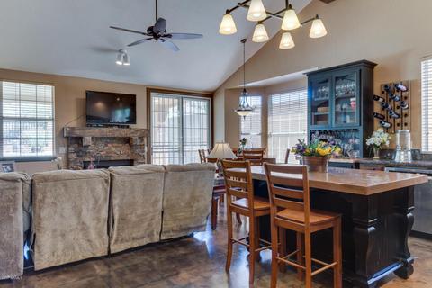 3217 E Rock Wren Rd, Phoenix, AZ 85044 photo 17