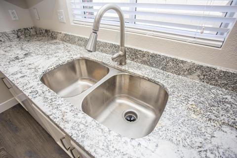 1914 E Sharon Dr, Phoenix, AZ 85022 photo 9