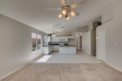 1012 E Mountain Vista Dr, Phoenix, AZ 85048 photo 9